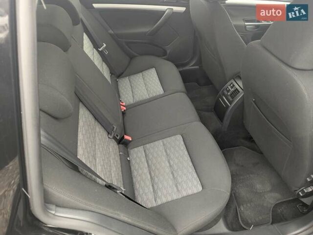 Черный Шкода Октавия, объемом двигателя 1.6 л и пробегом 223 тыс. км за 7550 $, фото 31 на Automoto.ua