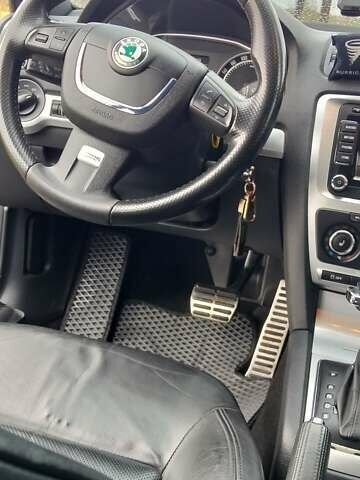 Черный Шкода Октавия, объемом двигателя 2 л и пробегом 220 тыс. км за 10500 $, фото 18 на Automoto.ua