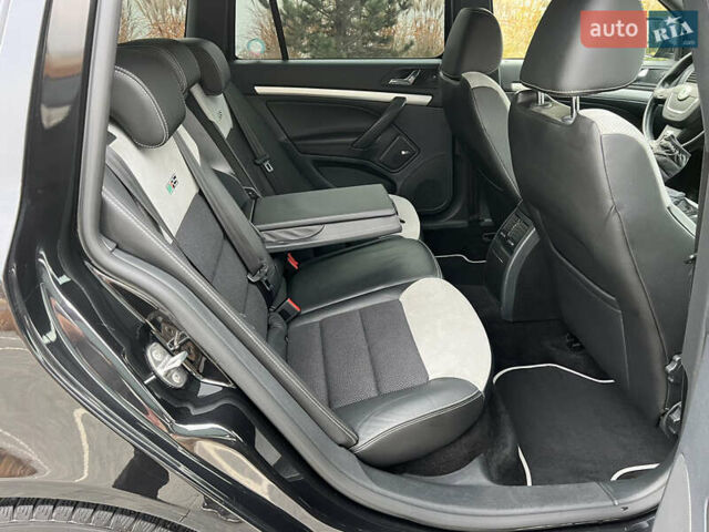 Черный Шкода Октавия, объемом двигателя 2 л и пробегом 265 тыс. км за 11950 $, фото 58 на Automoto.ua