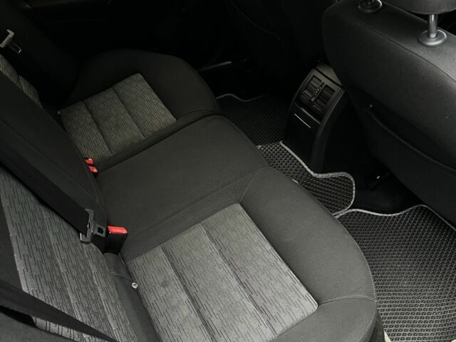 Чорний Шкода Октавія, об'ємом двигуна 1.6 л та пробігом 260 тис. км за 6450 $, фото 21 на Automoto.ua