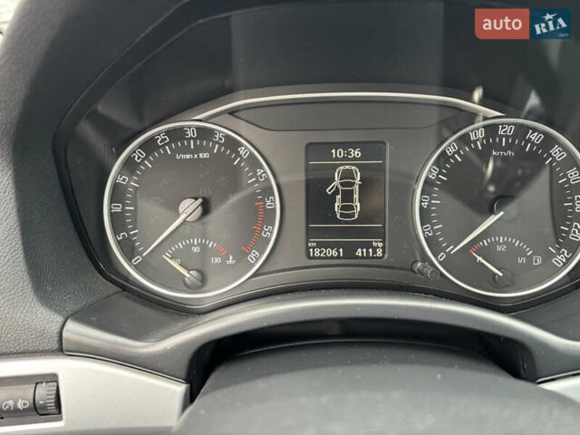 Чорний Шкода Октавія, об'ємом двигуна 1.6 л та пробігом 182 тис. км за 9300 $, фото 10 на Automoto.ua