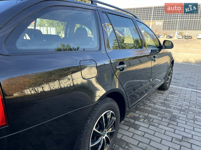 Черный Шкода Октавия, объемом двигателя 1.6 л и пробегом 226 тыс. км за 7850 $, фото 6 на Automoto.ua