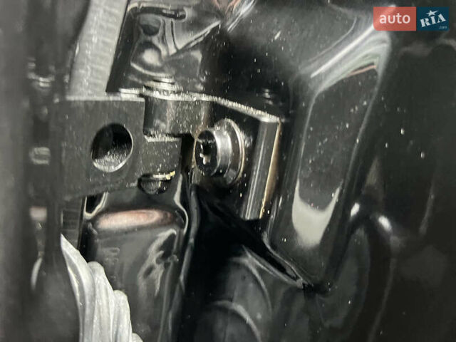 Черный Шкода Октавия, объемом двигателя 2 л и пробегом 265 тыс. км за 11950 $, фото 63 на Automoto.ua