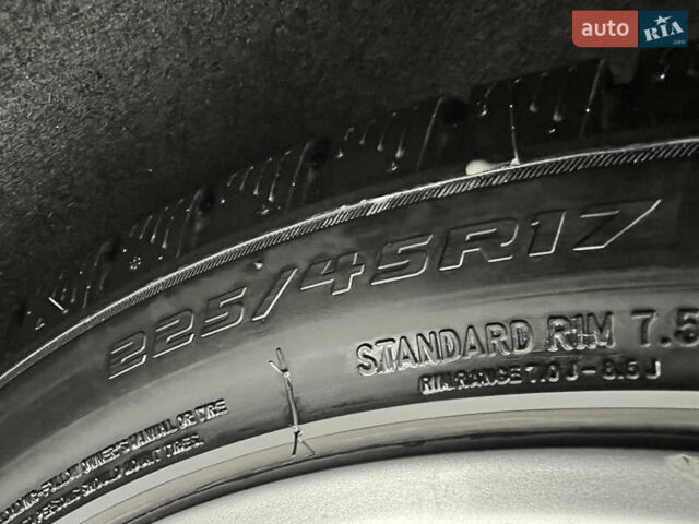 Черный Шкода Октавия, объемом двигателя 2 л и пробегом 265 тыс. км за 11950 $, фото 32 на Automoto.ua