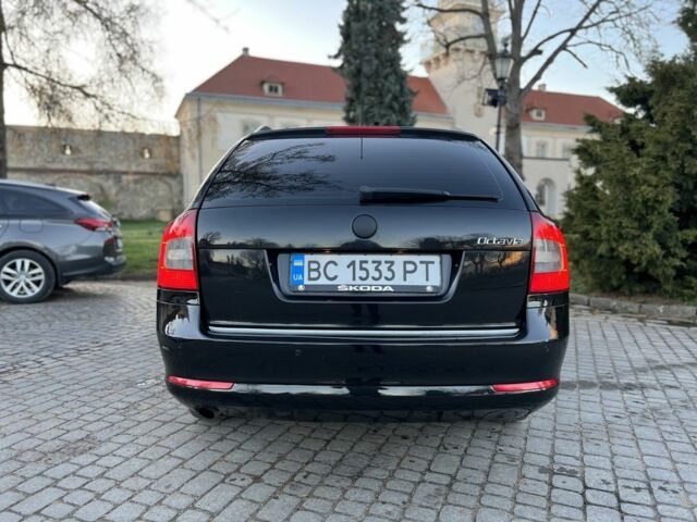 Чорний Шкода Октавія, об'ємом двигуна 1.6 л та пробігом 260 тис. км за 6700 $, фото 7 на Automoto.ua