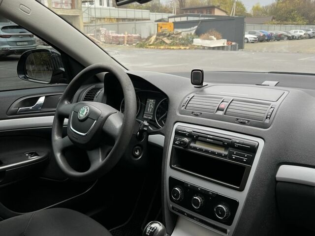 Чорний Шкода Октавія, об'ємом двигуна 1.6 л та пробігом 260 тис. км за 6450 $, фото 15 на Automoto.ua