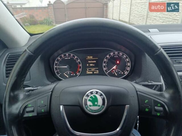 Черный Шкода Октавия, объемом двигателя 2 л и пробегом 249 тыс. км за 8600 $, фото 38 на Automoto.ua