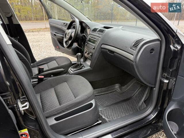 Черный Шкода Октавия, объемом двигателя 0 л и пробегом 167 тыс. км за 8100 $, фото 30 на Automoto.ua