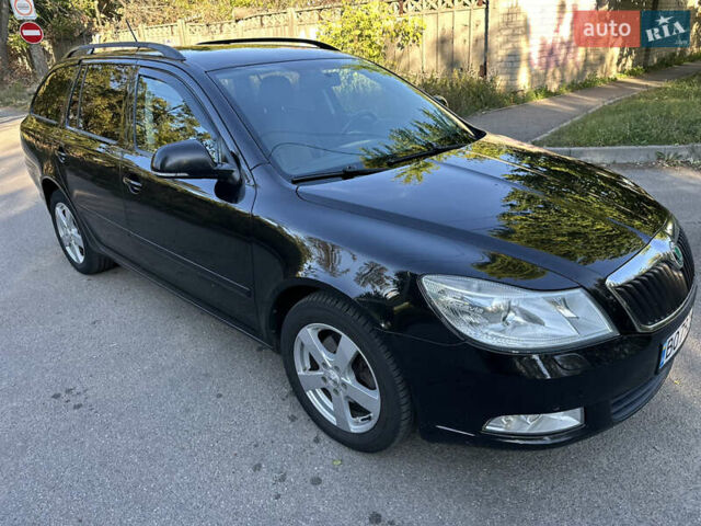 Чорний Шкода Октавія, об'ємом двигуна 1.8 л та пробігом 314 тис. км за 7300 $, фото 3 на Automoto.ua
