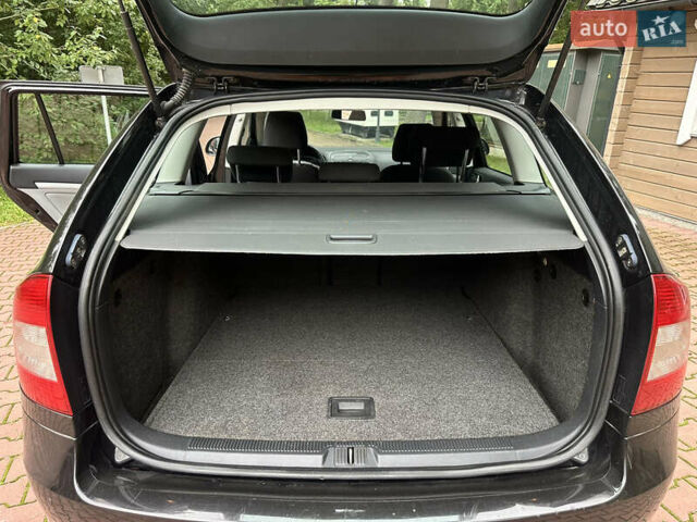 Черный Шкода Октавия, объемом двигателя 1.6 л и пробегом 224 тыс. км за 7500 $, фото 34 на Automoto.ua