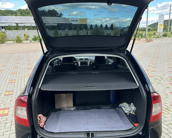 Чорний Шкода Октавія, об'ємом двигуна 2 л та пробігом 296 тис. км за 7800 $, фото 9 на Automoto.ua
