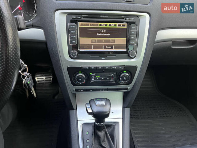 Черный Шкода Октавия, объемом двигателя 1.97 л и пробегом 316 тыс. км за 11500 $, фото 21 на Automoto.ua