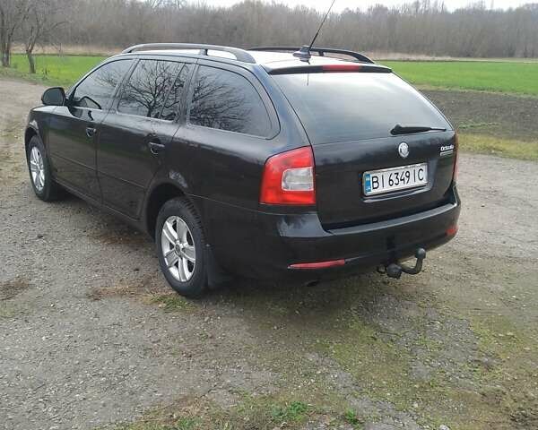 Чорний Шкода Октавія, об'ємом двигуна 1.6 л та пробігом 361 тис. км за 7800 $, фото 1 на Automoto.ua