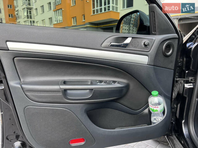 Черный Шкода Октавия, объемом двигателя 1.97 л и пробегом 316 тыс. км за 11500 $, фото 15 на Automoto.ua