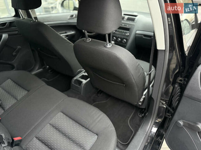 Чорний Шкода Октавія, об'ємом двигуна 1.6 л та пробігом 157 тис. км за 9000 $, фото 28 на Automoto.ua