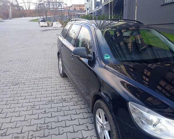 Черный Шкода Октавия, объемом двигателя 1.6 л и пробегом 298 тыс. км за 6500 $, фото 3 на Automoto.ua