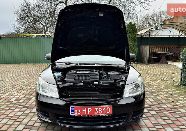 Чорний Шкода Октавія, об'ємом двигуна 1.6 л та пробігом 114 тис. км за 8299 $, фото 79 на Automoto.ua