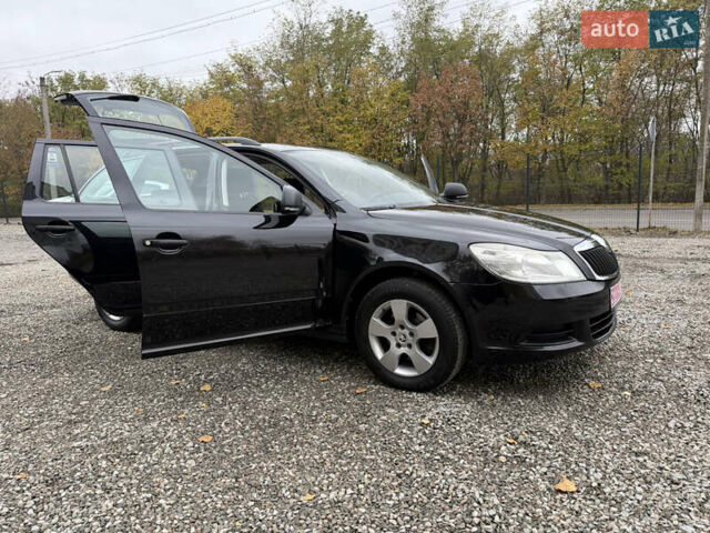 Черный Шкода Октавия, объемом двигателя 0 л и пробегом 167 тыс. км за 8100 $, фото 50 на Automoto.ua