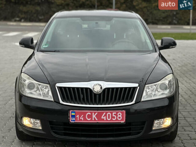 Чорний Шкода Октавія, об'ємом двигуна 1.6 л та пробігом 202 тис. км за 7650 $, фото 7 на Automoto.ua
