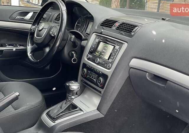 Черный Шкода Октавия, объемом двигателя 1.99 л и пробегом 277 тыс. км за 8499 $, фото 75 на Automoto.ua