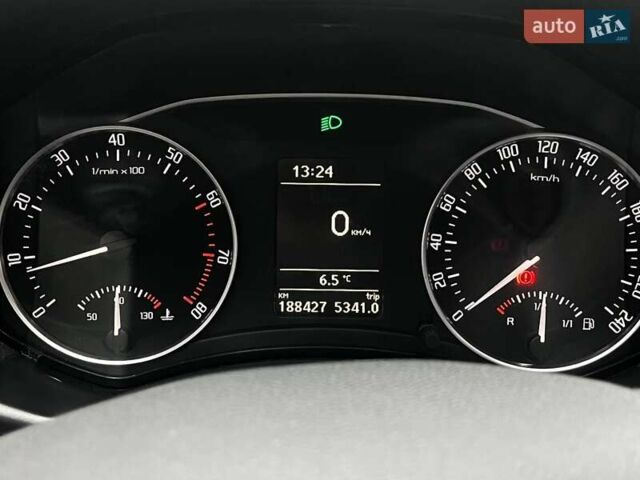 Черный Шкода Октавия, объемом двигателя 1.8 л и пробегом 188 тыс. км за 9200 $, фото 19 на Automoto.ua