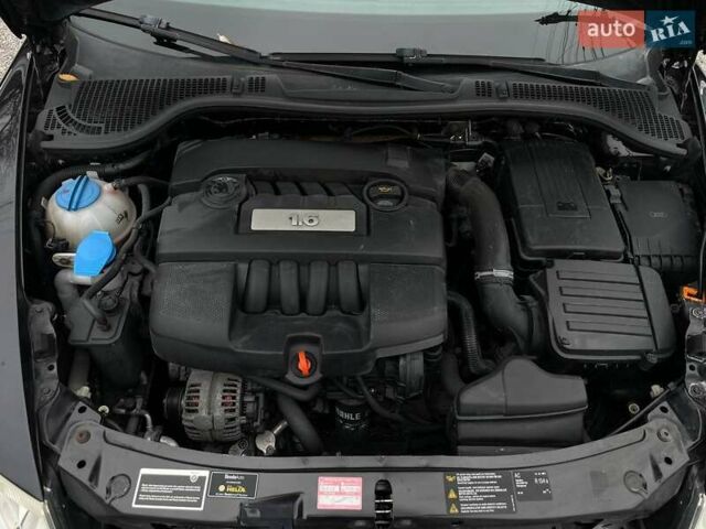 Черный Шкода Октавия, объемом двигателя 1.6 л и пробегом 176 тыс. км за 7550 $, фото 15 на Automoto.ua