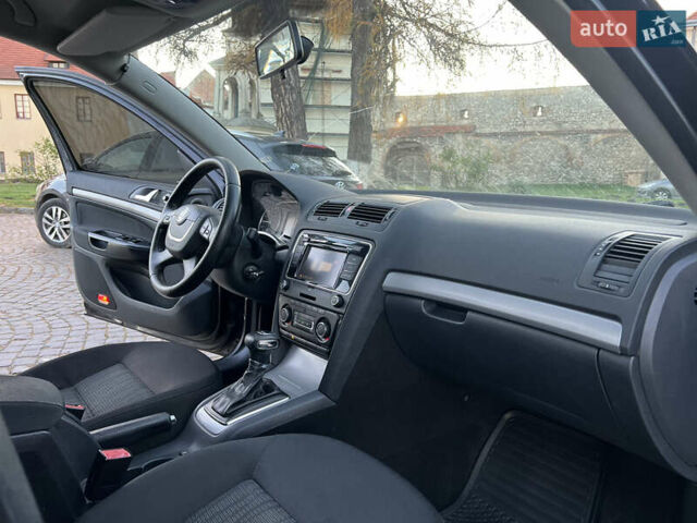 Чорний Шкода Октавія, об'ємом двигуна 1.6 л та пробігом 262 тис. км за 6700 $, фото 28 на Automoto.ua