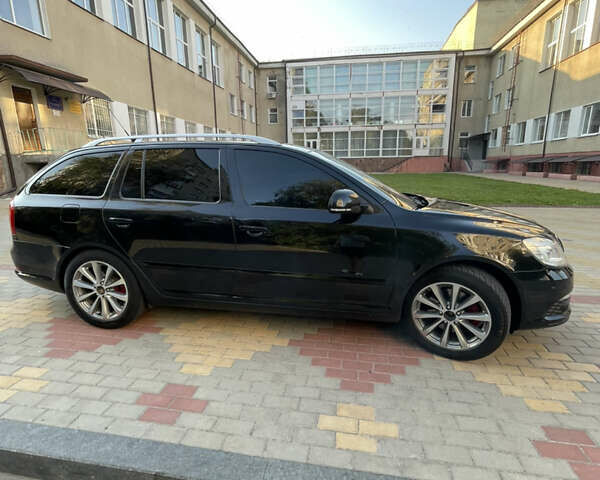 Чорний Шкода Октавія, об'ємом двигуна 2 л та пробігом 272 тис. км за 9300 $, фото 5 на Automoto.ua