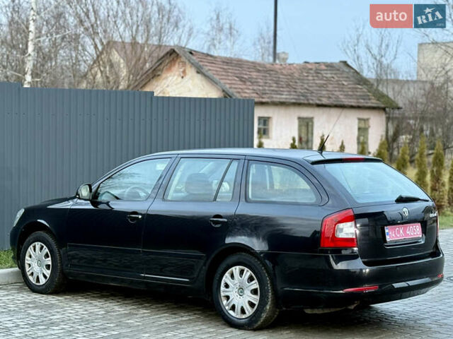 Черный Шкода Октавия, объемом двигателя 1.6 л и пробегом 202 тыс. км за 7490 $, фото 107 на Automoto.ua