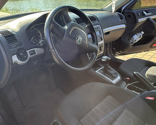 Чорний Шкода Октавія, об'ємом двигуна 1.4 л та пробігом 208 тис. км за 8300 $, фото 11 на Automoto.ua