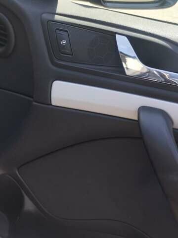 Черный Шкода Октавия, объемом двигателя 1.6 л и пробегом 260 тыс. км за 7650 $, фото 21 на Automoto.ua