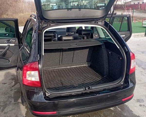 Чорний Шкода Октавія, об'ємом двигуна 1.6 л та пробігом 218 тис. км за 10200 $, фото 34 на Automoto.ua