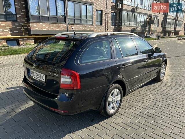Чорний Шкода Октавія, об'ємом двигуна 2 л та пробігом 203 тис. км за 8900 $, фото 4 на Automoto.ua