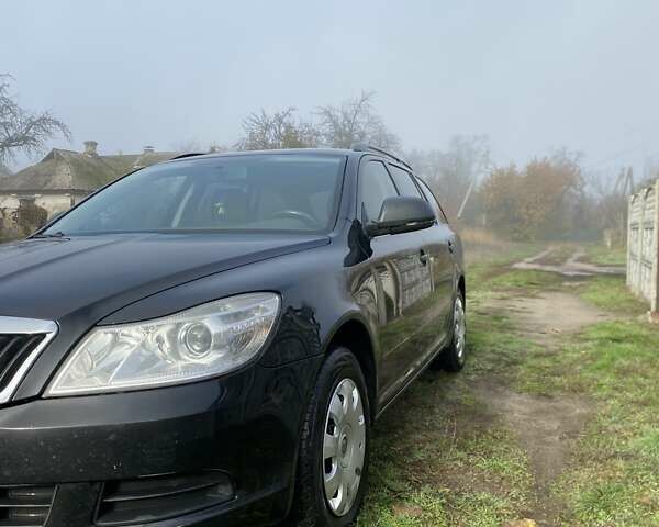 Черный Шкода Октавия, объемом двигателя 1.6 л и пробегом 275 тыс. км за 7300 $, фото 9 на Automoto.ua