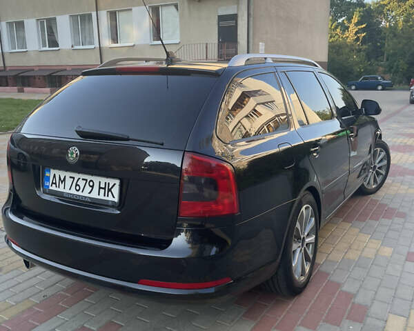 Чорний Шкода Октавія, об'ємом двигуна 2 л та пробігом 272 тис. км за 9300 $, фото 6 на Automoto.ua