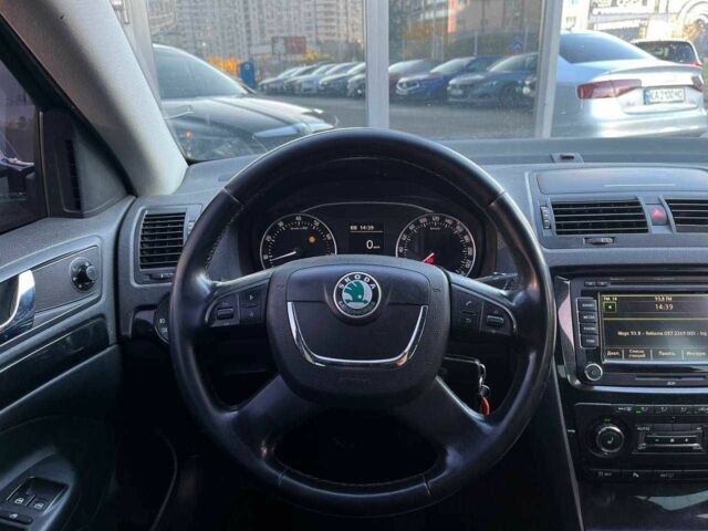 Чорний Шкода Октавія, об'ємом двигуна 1.8 л та пробігом 298 тис. км за 7490 $, фото 12 на Automoto.ua