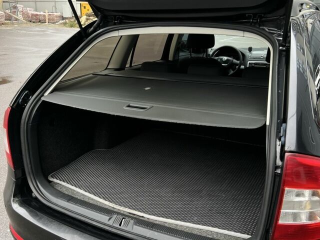 Чорний Шкода Октавія, об'ємом двигуна 1.6 л та пробігом 260 тис. км за 6450 $, фото 11 на Automoto.ua