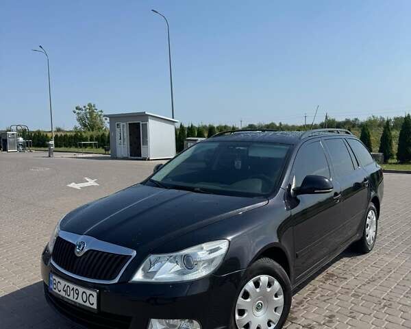 Шкода Октавия 2010 в Городке на Automoto.ua Черный Шкода Октавия, объемом двигателя 1.8 л и пробегом 238 тыс. км за 7500 $, фото 3 на Automoto.ua