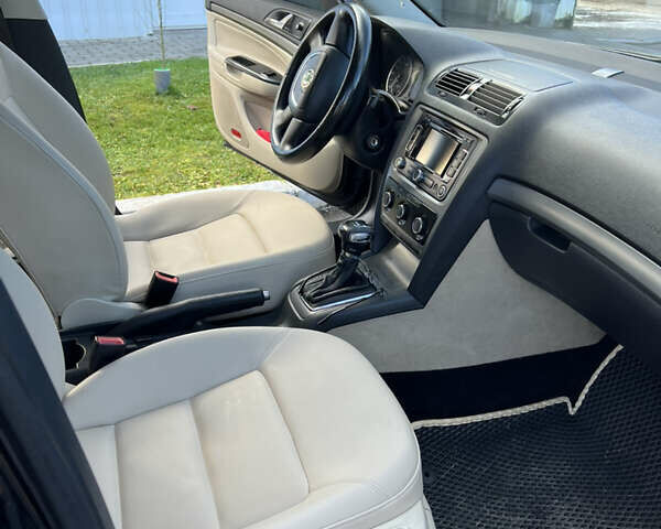 Чорний Шкода Октавія, об'ємом двигуна 1.6 л та пробігом 276 тис. км за 9300 $, фото 8 на Automoto.ua