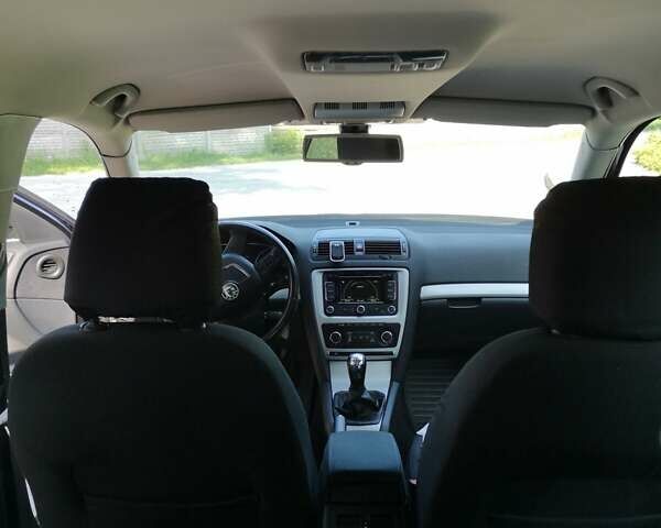 Чорний Шкода Октавія, об'ємом двигуна 1.6 л та пробігом 240 тис. км за 8800 $, фото 19 на Automoto.ua