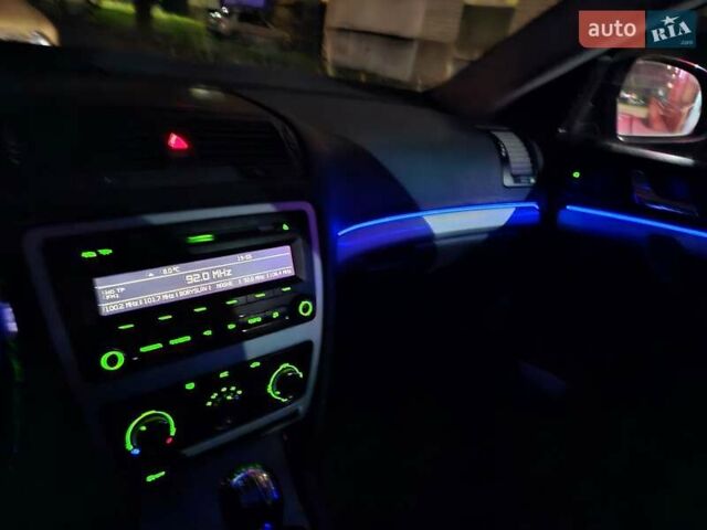Черный Шкода Октавия, объемом двигателя 1.97 л и пробегом 307 тыс. км за 7888 $, фото 9 на Automoto.ua