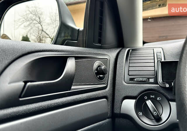 Чорний Шкода Октавія, об'ємом двигуна 1.6 л та пробігом 114 тис. км за 8299 $, фото 76 на Automoto.ua