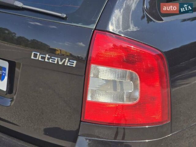Черный Шкода Октавия, объемом двигателя 1.6 л и пробегом 212 тыс. км за 9299 $, фото 20 на Automoto.ua