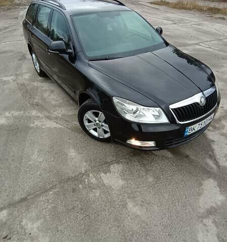 Чорний Шкода Октавія, об'ємом двигуна 1.6 л та пробігом 240 тис. км за 8800 $, фото 3 на Automoto.ua