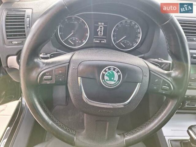 Черный Шкода Октавия, объемом двигателя 1.8 л и пробегом 311 тыс. км за 7250 $, фото 33 на Automoto.ua