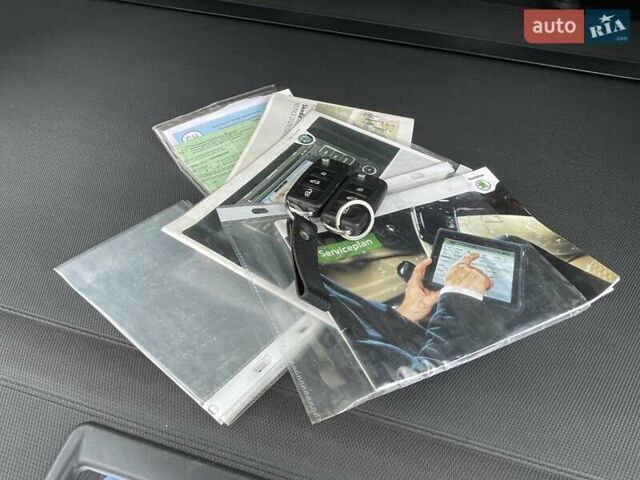 Черный Шкода Октавия, объемом двигателя 1.99 л и пробегом 277 тыс. км за 8499 $, фото 88 на Automoto.ua