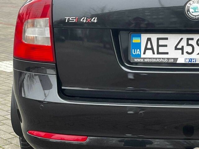 Черный Шкода Октавия, объемом двигателя 1.8 л и пробегом 188 тыс. км за 9200 $, фото 7 на Automoto.ua