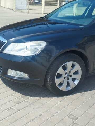 Черный Шкода Октавия, объемом двигателя 1.6 л и пробегом 260 тыс. км за 7650 $, фото 4 на Automoto.ua