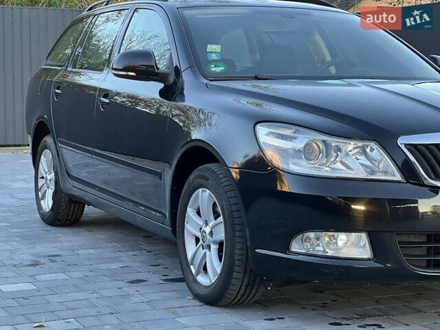 Шкода Октавия 2010 в Вознесенске на Automoto.ua Черный Шкода Октавия, объемом двигателя 1.4 л и пробегом 161 тыс. км за 7500 $, фото 4 на Automoto.ua