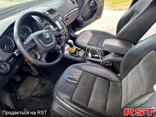 Чорний Шкода Октавія, об'ємом двигуна 1.8 л та пробігом 294 тис. км за 6150 $, фото 4 на Automoto.ua